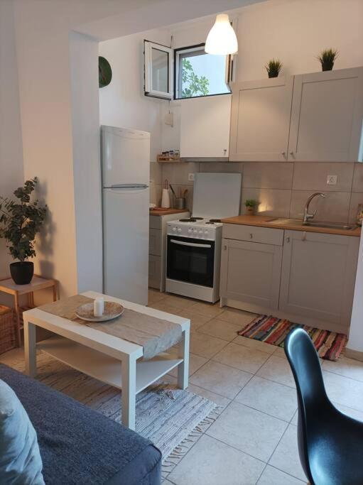 Comfy Cozy Iksia Apartman Ixiá Kültér fotó